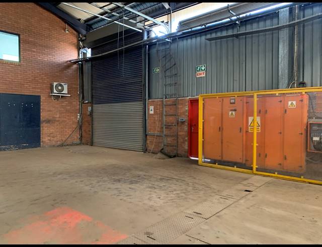 2,990M² WAREHOUSE TO LET IN KYA SANDS